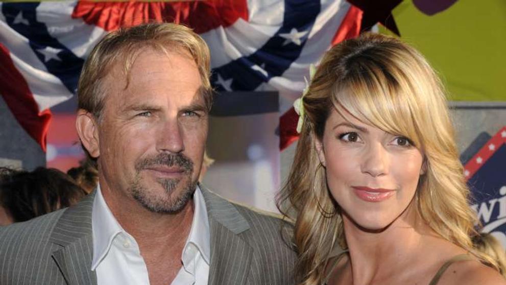 Kevin Costner s manželkou Christine Baumgartnerovou