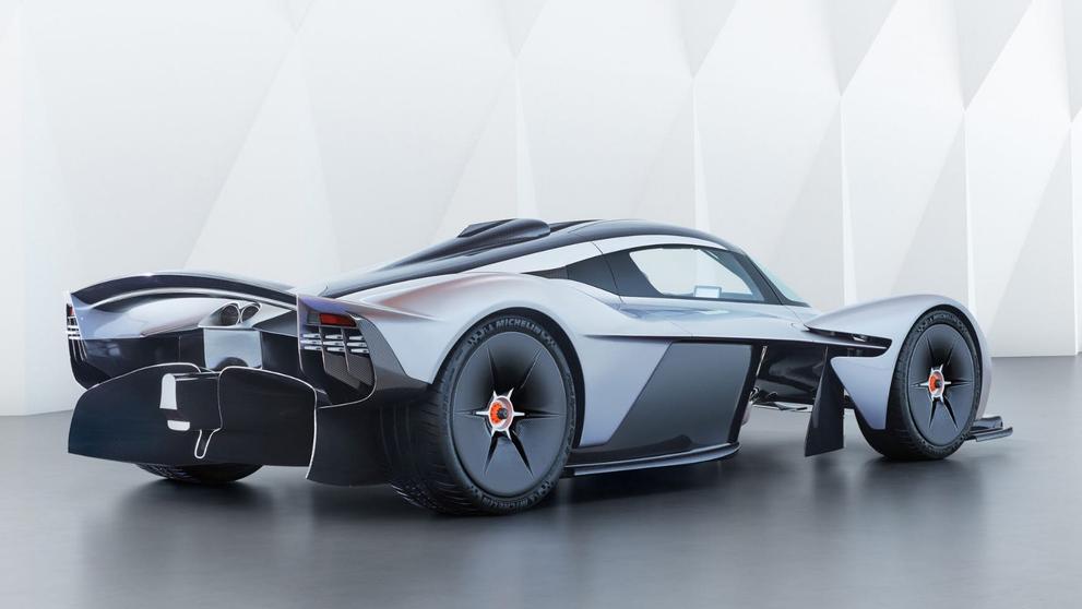 Aston Martin Valkyrie - 19