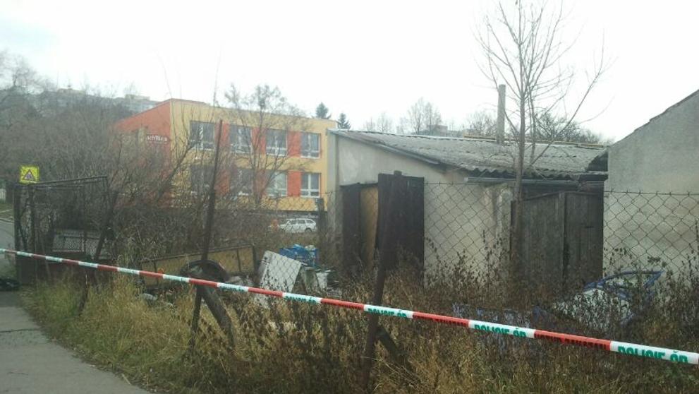 Majitel domu postřelil v pražských Čimicích zloděje!