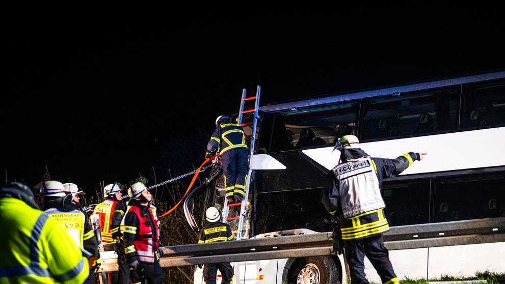 Nehoda autobusu v Německu