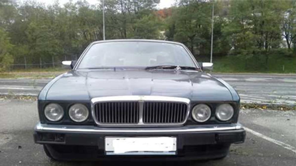 Dražby automobilů - Jaguar