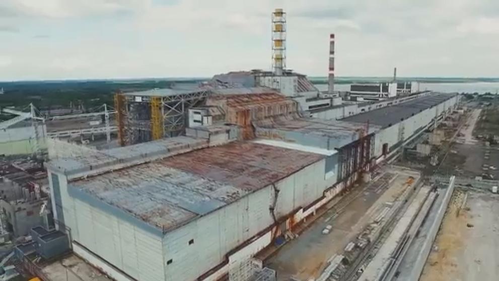 Unikátní záběry ze stavby krytu nad Černobylem - 5
