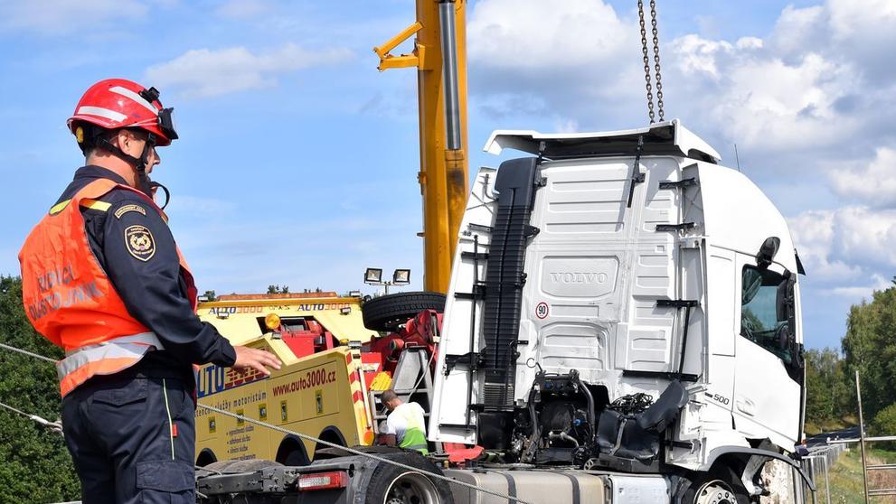 Smrtelná nehoda na přehradě Jesenice - 23