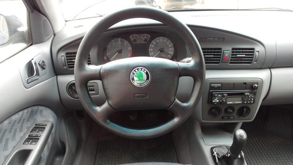 Škoda Octavia 1,8 SLX 20V Klimatizace - 3