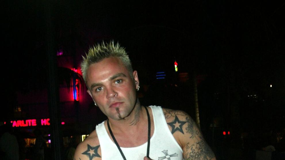 Shifty Shellshock, 17. 2. 2003