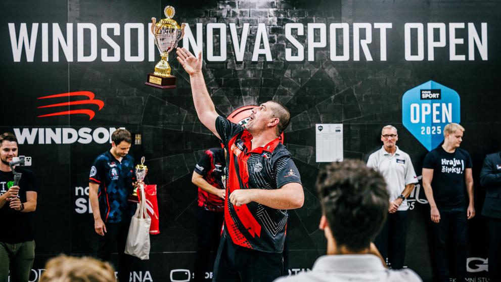 Petr Křivka s trofeji na Windson Nova Sport Open