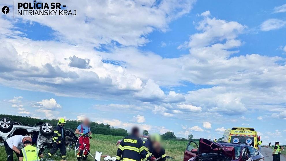 Dopravní nehoda v obci Chotín v okrese Komárno