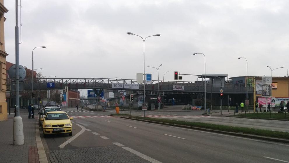 Policie vyklidila okolí nádraží Zvonařka v Brně