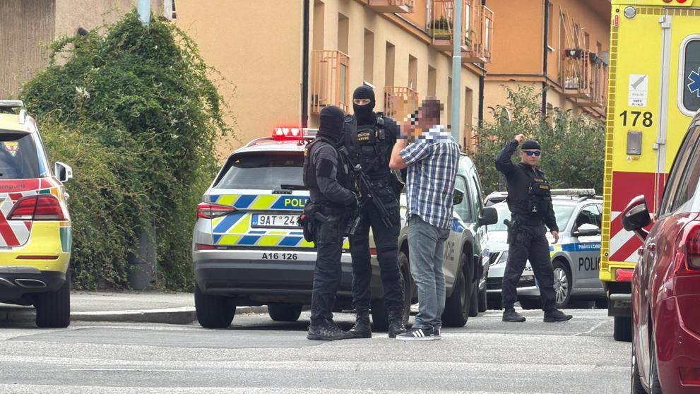 Policejní zásah na Praze 10