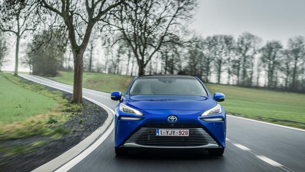 Vodíková Toyota Mirai druhé generace - 55
