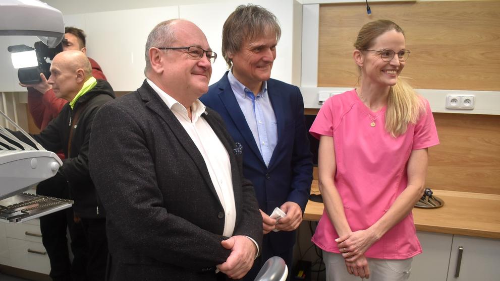 Krnovská nemocnice otevřela novou zubní ordinaci v Bruntále (3)