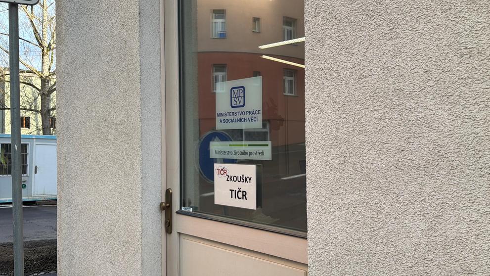 Policejní zásah na Technické inspekci ČR