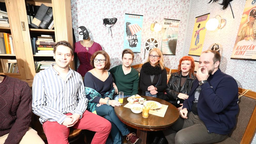 Ordinace v růžové zahradě natočila 1 000. díl! - 1