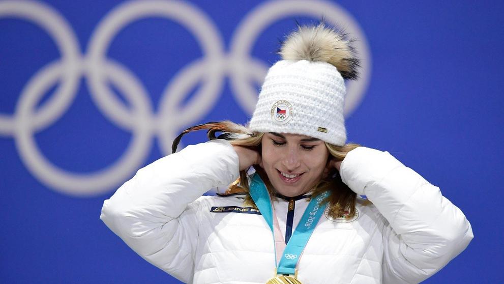 Ester Ledecká na stupních vítězů