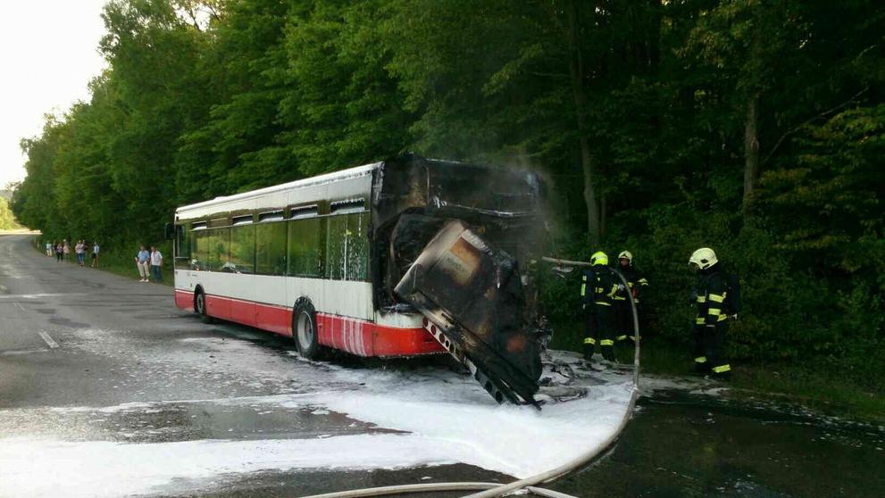 Hořící autobus - 2