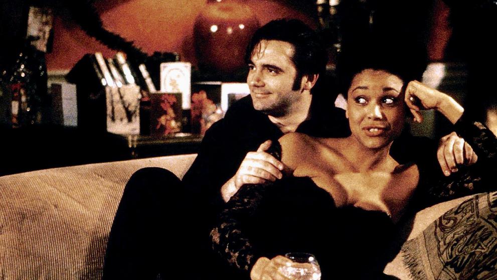 Tony Slattery a Alphonsia Emmanuelová, Petter´S Friends 1992