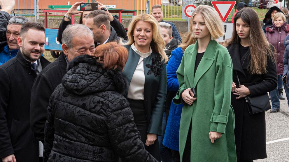 Zuzana Čaputová s dcerami
