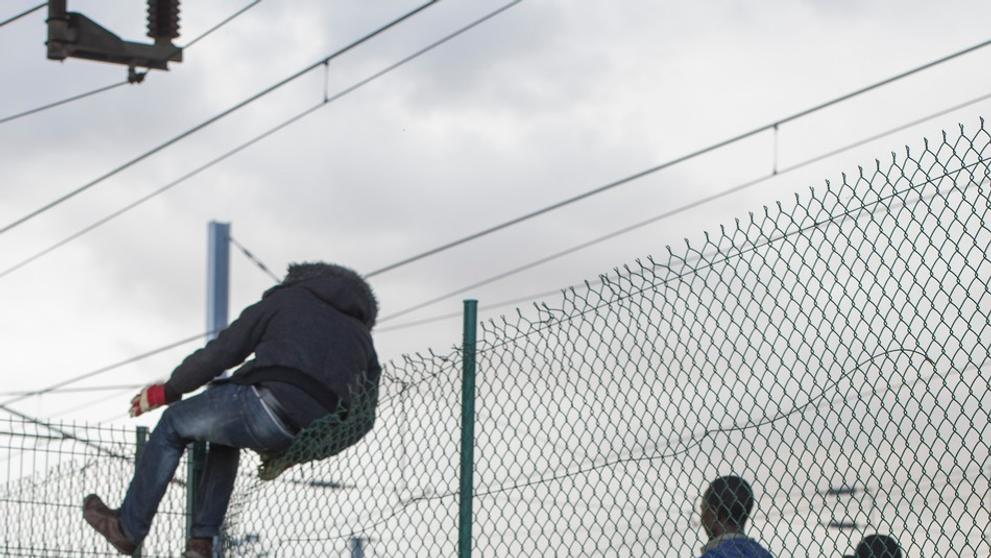 Nebezpečí ve francouzském přístavním městečku Calais - 3
