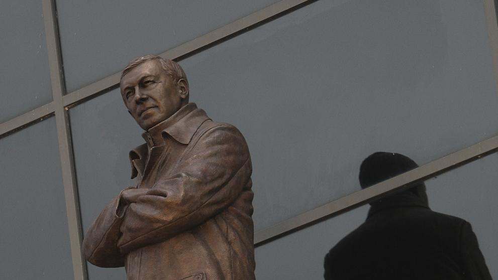 Alex Ferguson má sochu - 8