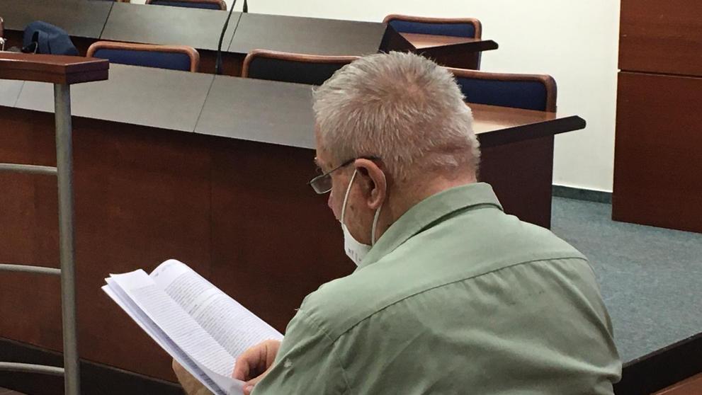 Jaroslav Barták před Krajským soudem v Liberci - 2
