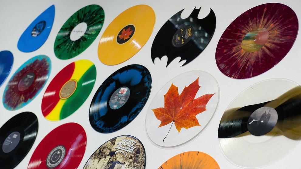 Na návštěvě v největší továrně na vinylové desky na světě - 5
