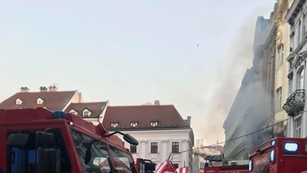 Požár na vánočních trzích v Bratislavě - 3