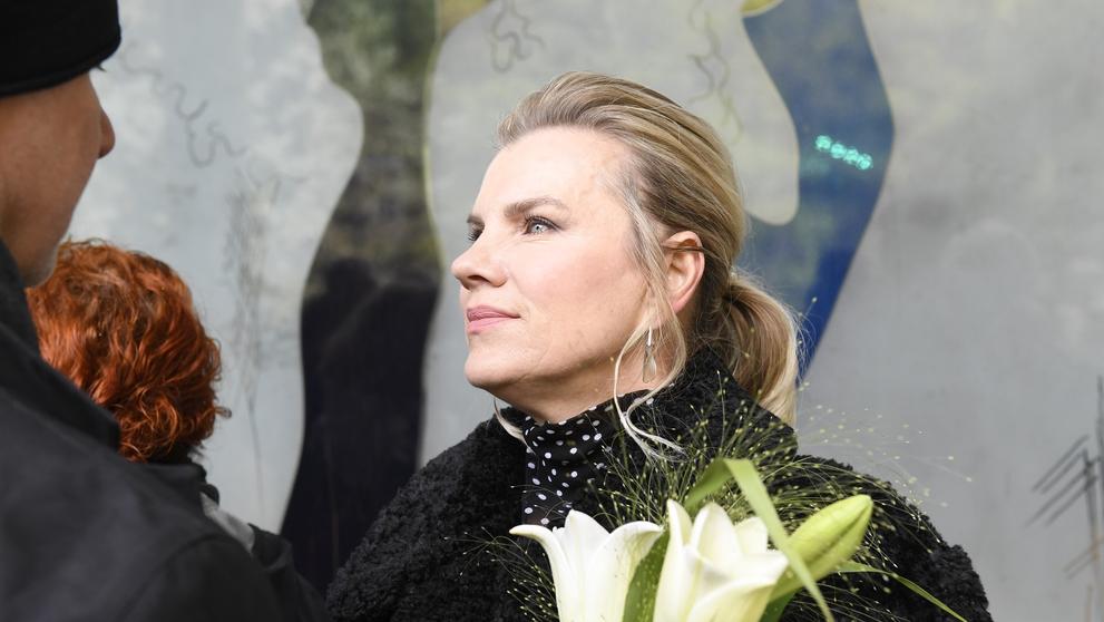 Leona Machálková na pohřbu Josefa Luafera