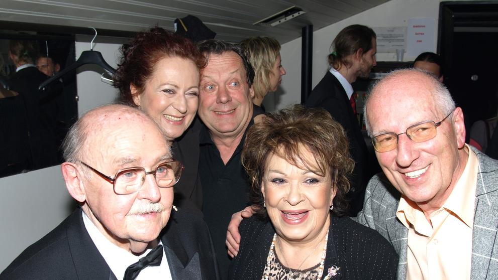 Lubomír Lipský, Jiřina Bohdalová, Karel Štědrý a Oldřich Vízner se Simonou Stašovou, 20. 4. 2008
