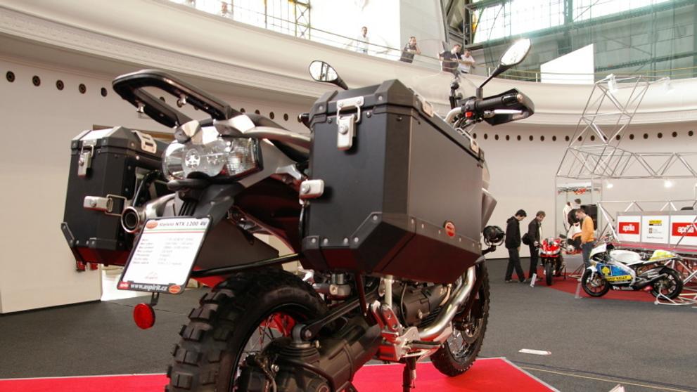 Moto Guzzi Stelvio NTX 1200