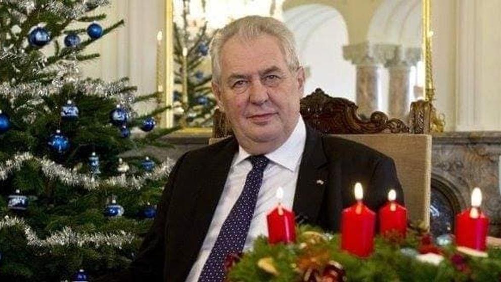 Adventní věnce prezidenta Miloše Zemana od Pavla Kočiše - 1