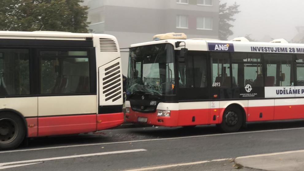 Nehoda dvou autobusů v ulici Mariánská - 3