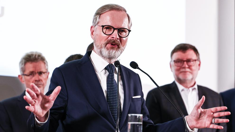 Petr Fiala ve štábu SPOLU