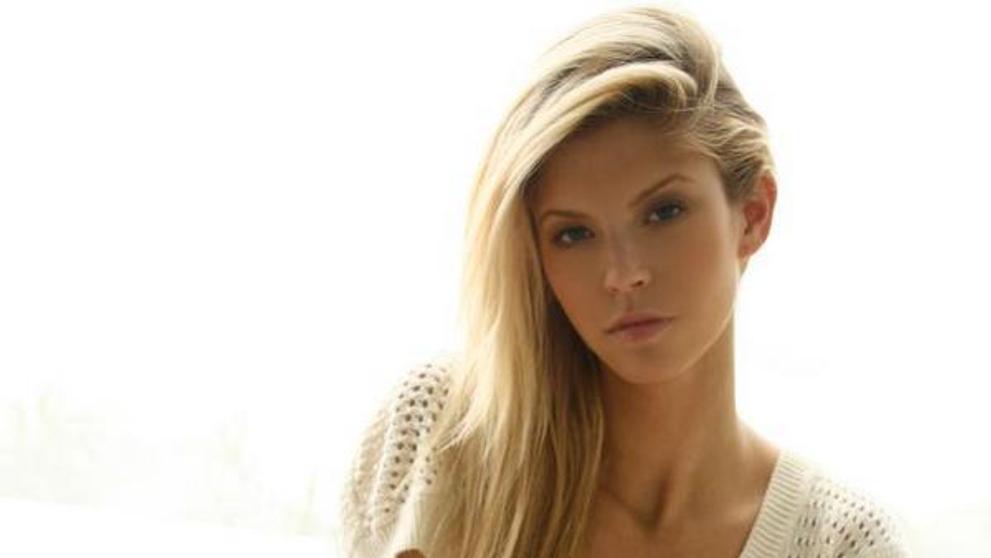 Amanda Paige - 1