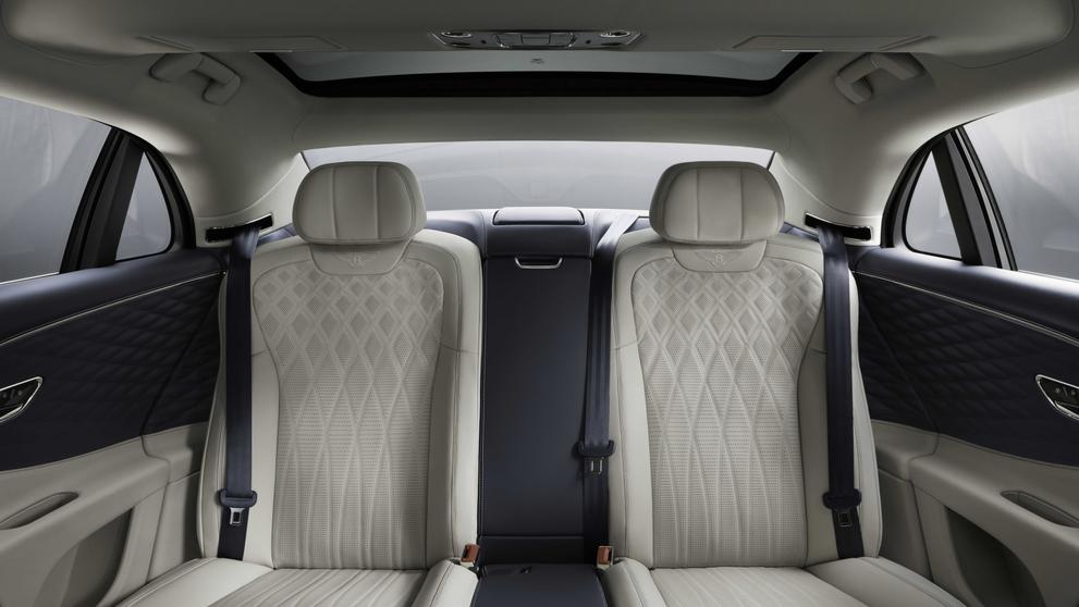 Bentley Flying Spur - 1