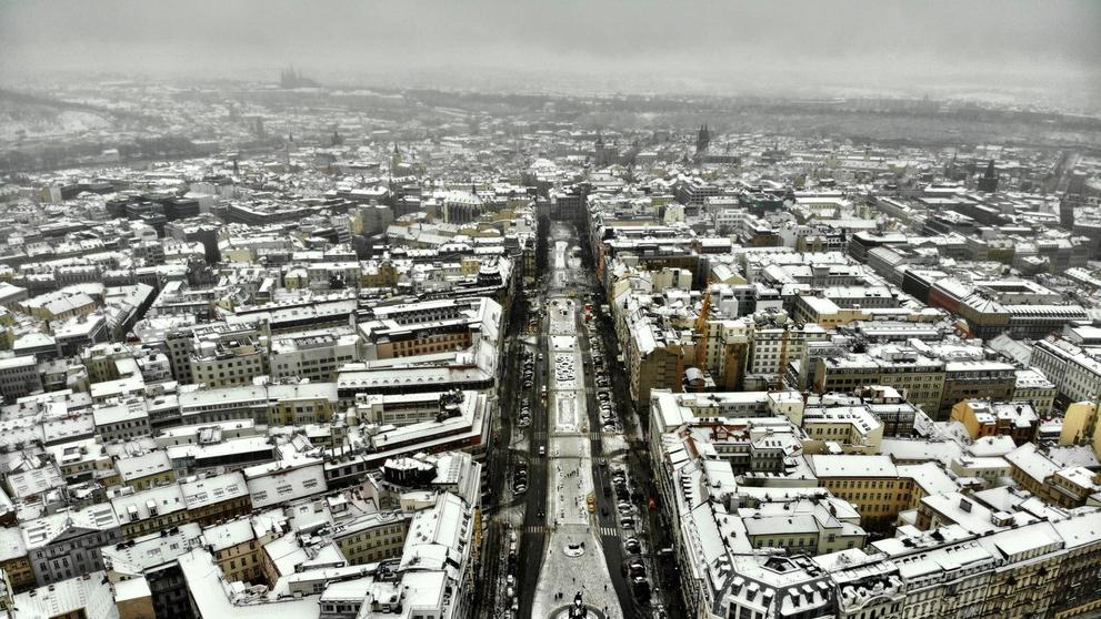 Zasněžená Praha ze vzduchu - 3