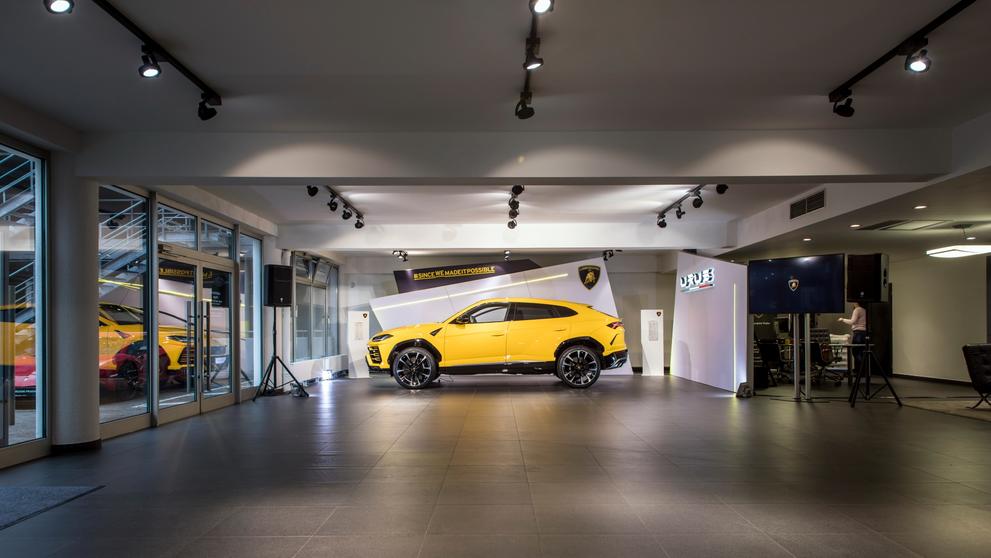 Lamborghini Urus - 1