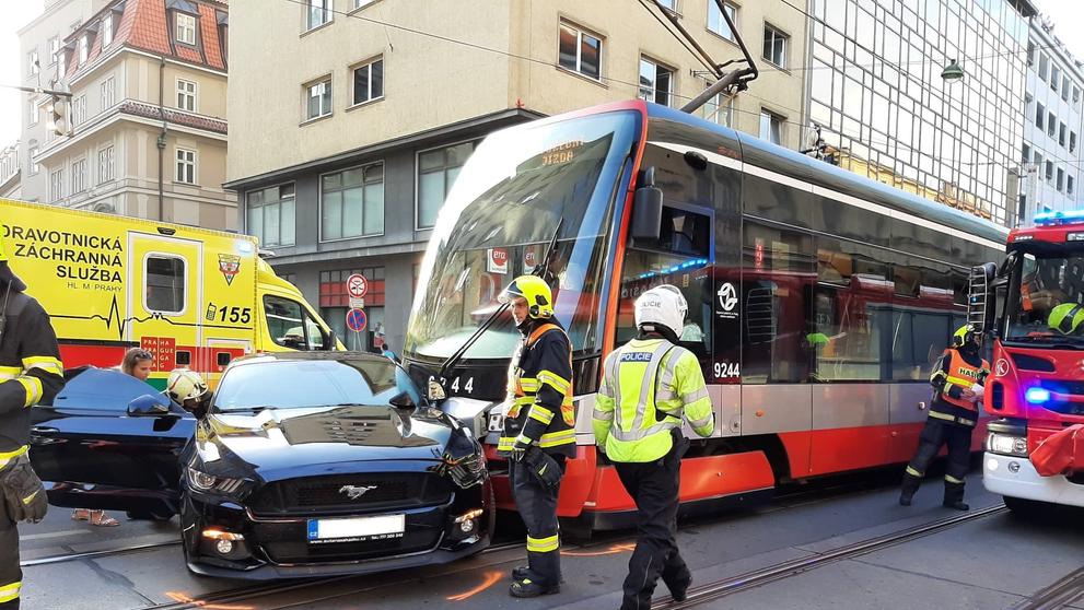 Srážka auta a tramvaje - 5