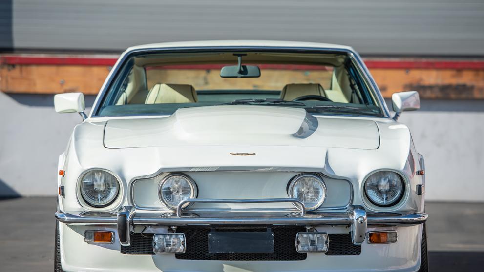 Aston Martin V8 Vantage