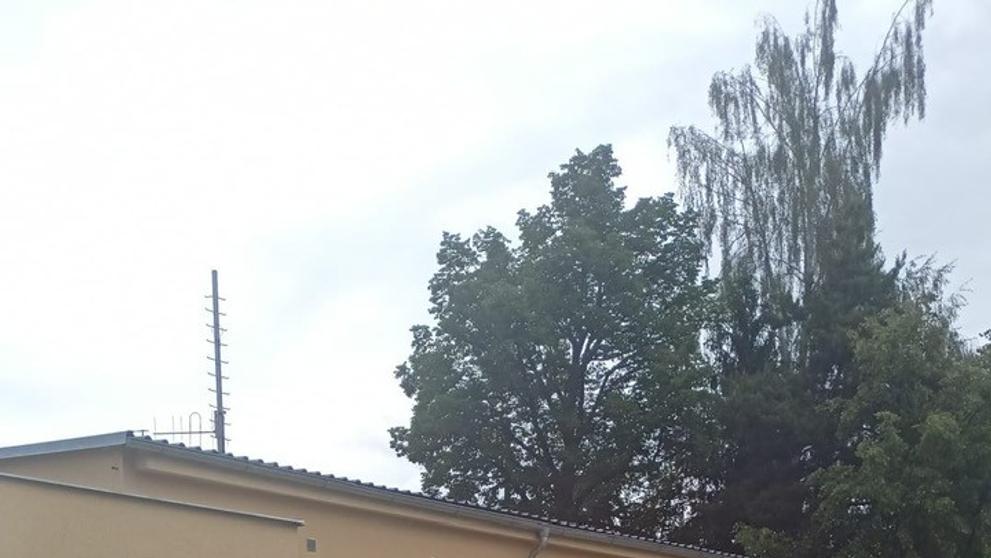 Ženu chtěl uškrtit (3)