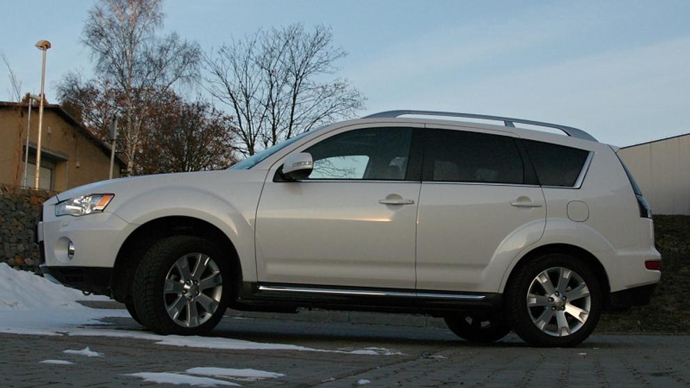 Mitsubishi Outlander - 7
