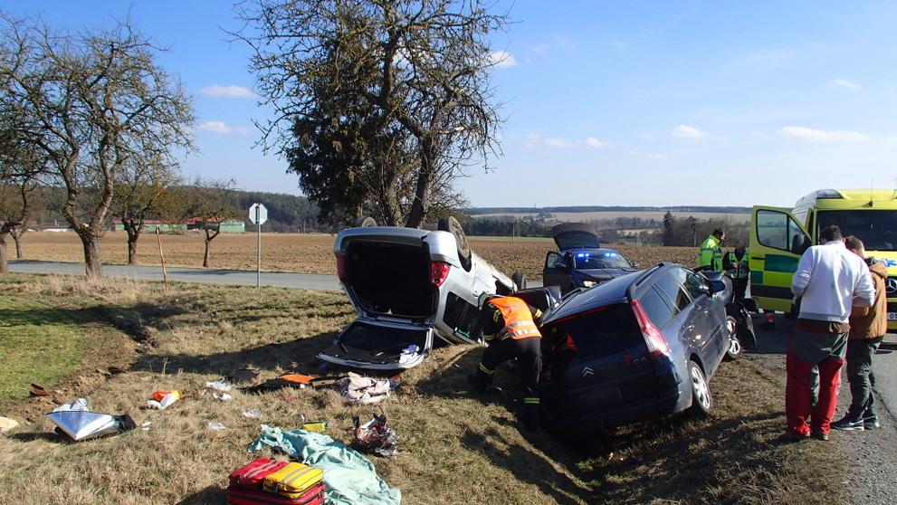 Dopravní nehoda u Nevřeně - 2