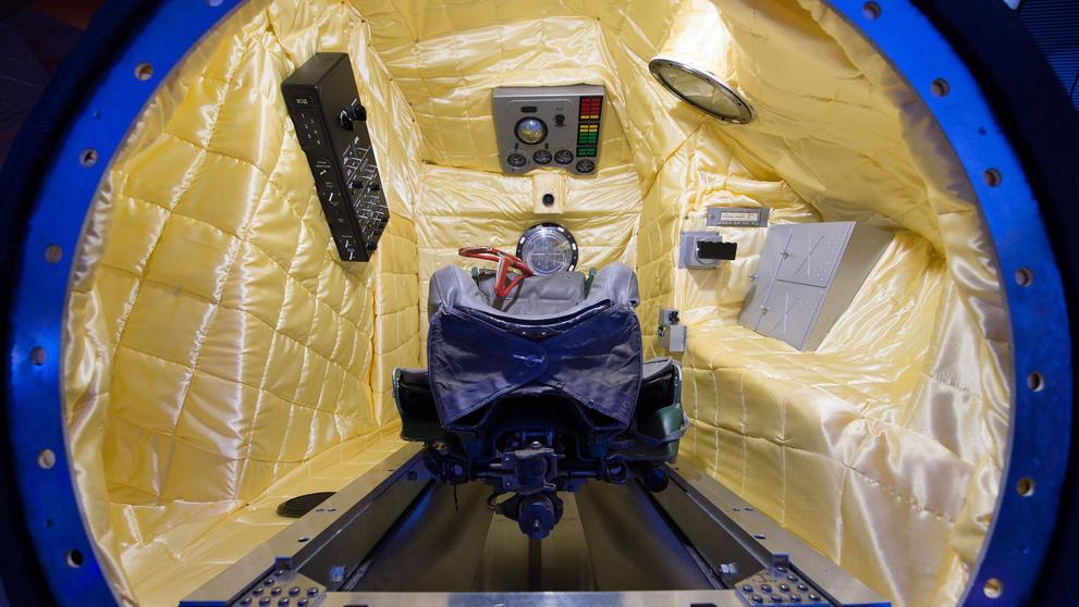Replika přistávacího modulu kosmické lodi Vostok - 10