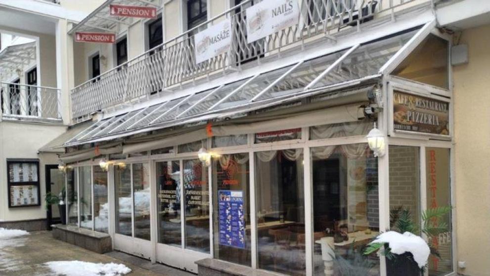 Restaurant & pizza Český Dvůr