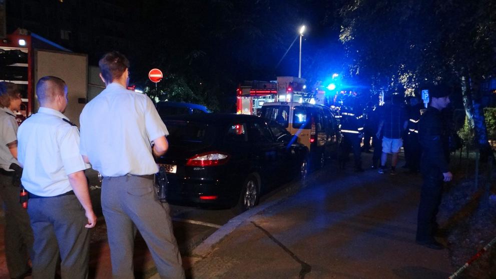 Zasahovalo velké množství jednotek, okolí policisté uzavřeli