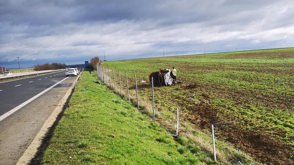 Na Plzeňsku se srazila dvě osobní auta