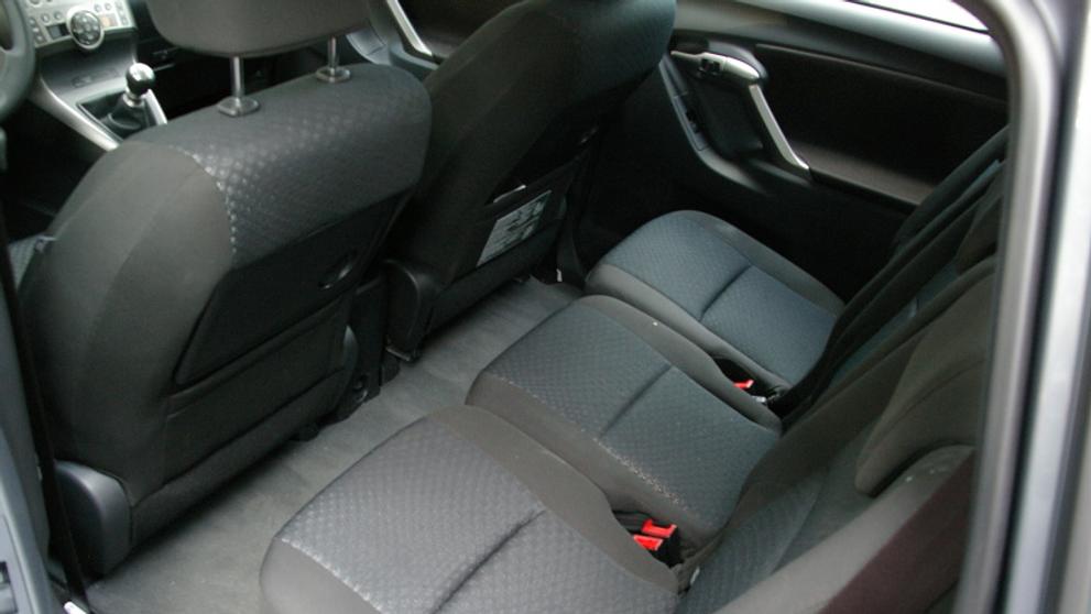Toyota Verso-12