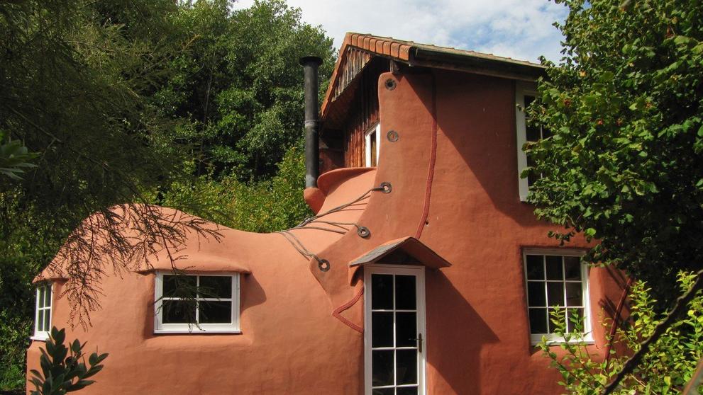 Hotel ve tvaru boty - 1
