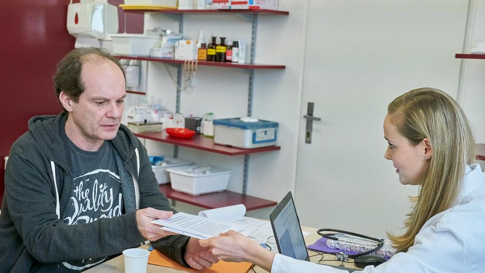 Vážné onemocnění Bedřicha Lišky v Ulici - 1