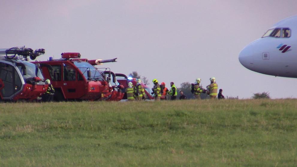 Situace na letišti Václava Havla při nouzovém přistání letadla - 2