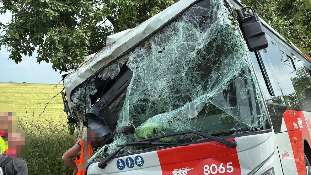 Dopravní nehoda autobusu (10)